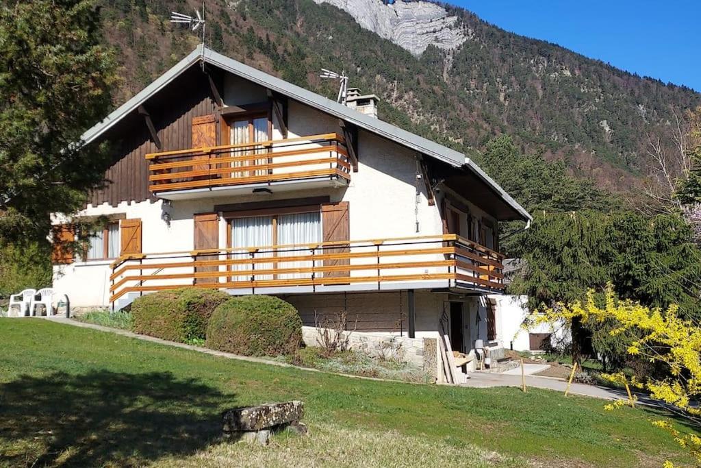 Chalet Les Aubarettes Villa Le Bourg-d'Oisans Exterior photo